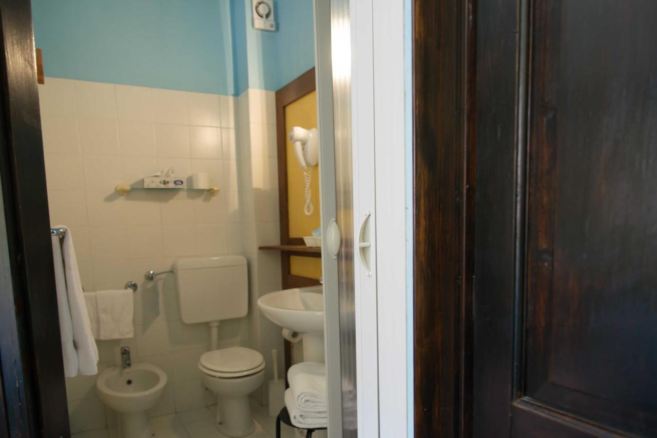 Hotel Elisabetta Sestri Levante Buitenkant foto